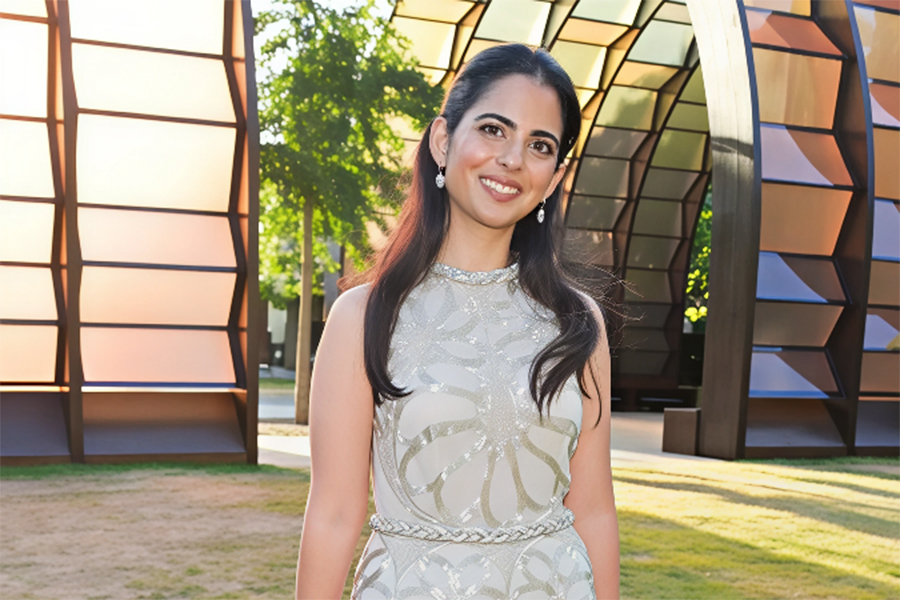 Isha Ambani Revives Vintage Valentino