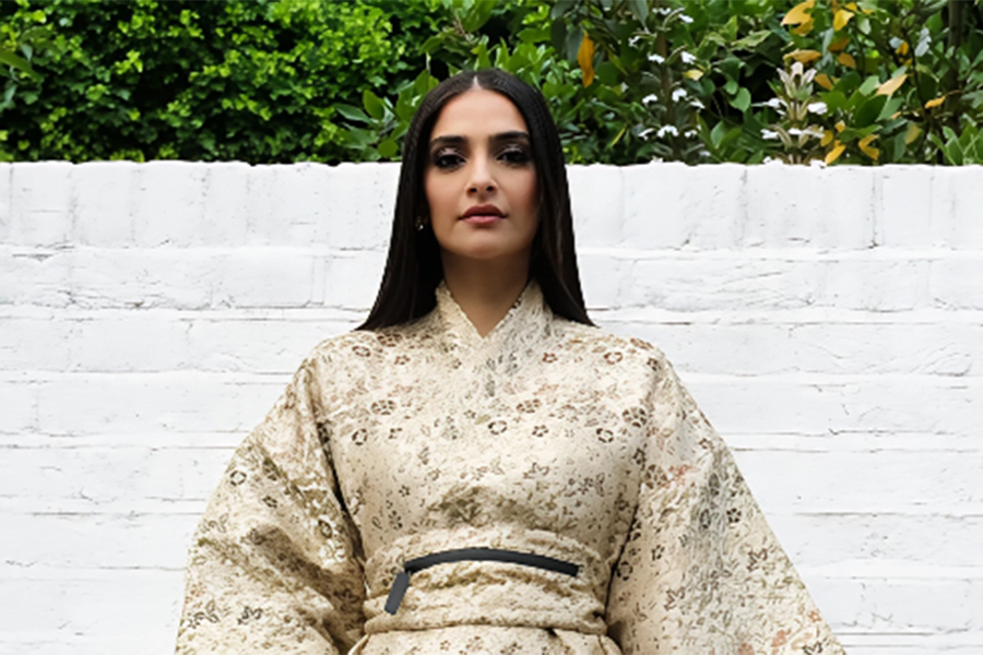 Sonam Kapoor Blends Heritage in Dior