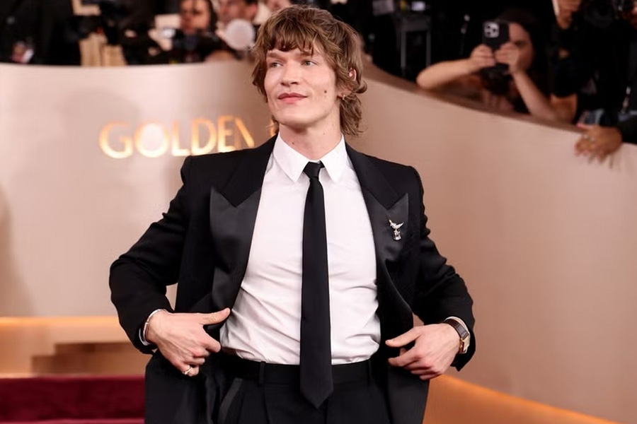 Mastering Modern Mullet, Men’s Hottest Trend for 2026 Mastering Modern Mullet, Men’s Hottest Trend for 2026