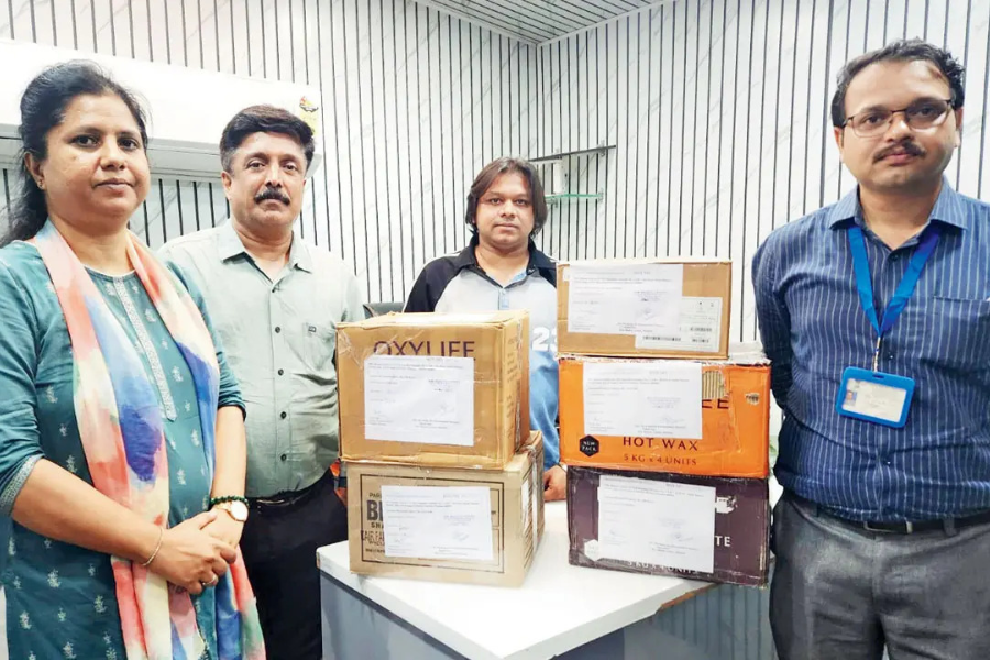 Maharashtra FDA Seizes ₹34 Lakh Worth of Misbranded Cosmetics Maharashtra FDA Seizes ₹34 Lakh Worth of Misbranded Cosmetics