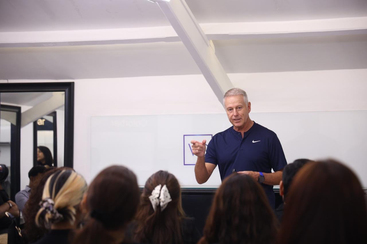 SSIZ International Hosts Gary Rom Masterclass