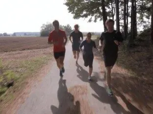 Lisa Schneider ran with three running pros around Herzogenaurach