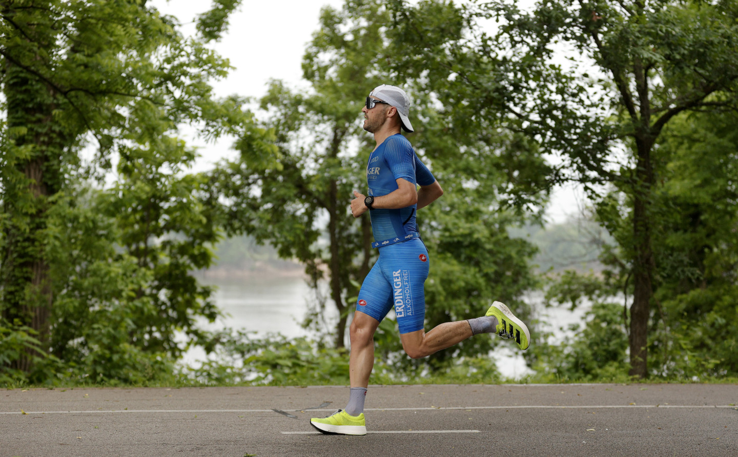 The life of an endurance athlete involves constantly pushing limits. © Ezra Shaw/Getty Images