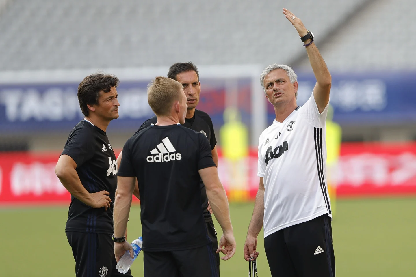 Firm but fair leadership is how José runs his soccer clubs. ©Lintao Zhang/Getty Images