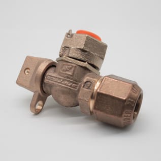 Mueller Co 300™ B-24258RN 5/8 x 3/4 x 3/4 Angle Ball Meter Valve, 5/8 x 3/4 x 3/4 in Nominal, CTS x Meter, Cast Brass Body, EPDM/Nitrile Softgoods