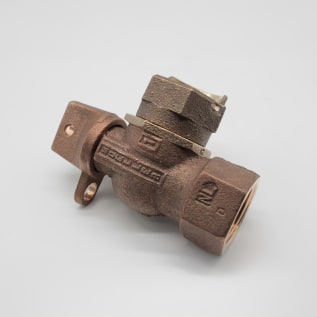 LL B24265N 5/8X3/4X1 FIP X MTR L/W ANGLE BALL VLV MUELLER LOW LEAD