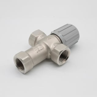 Resideo Braukmann AM101-1LF/U AM-1 Adjustable Thermostatic Mixing Valve, 3/4 in, NPT, 150 psi, 0.5 gpm, Brass Body, Import