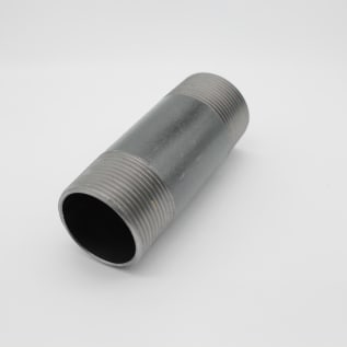 1-1/4"X4" BLK STEEL NIPPLE