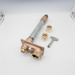 Woodford® 32P-10 Model 32 Freezeless Lawn Sprinkler Supply Wall Hydrant, 3/4 or 1 in, Combination FNPT x MNPT, 10 in THK Wall, 125 psi, Domestic