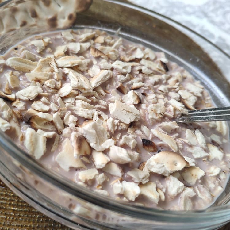 ארוחת בוקר מצה וחלב