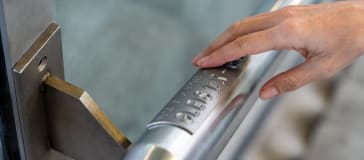 Promoting inclusive mobility with 3D printed braille handrail signs