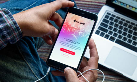 How to Use the Apple Music 50% Off Student Discount