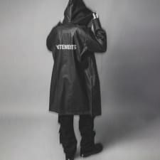 La Visione del Direttore Creativo Guram Gvasalia