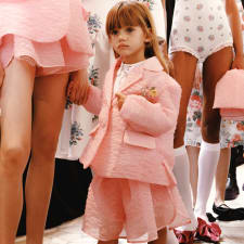 Vivetta Kids debutta con la collezione SS25 - Coccolebimbi