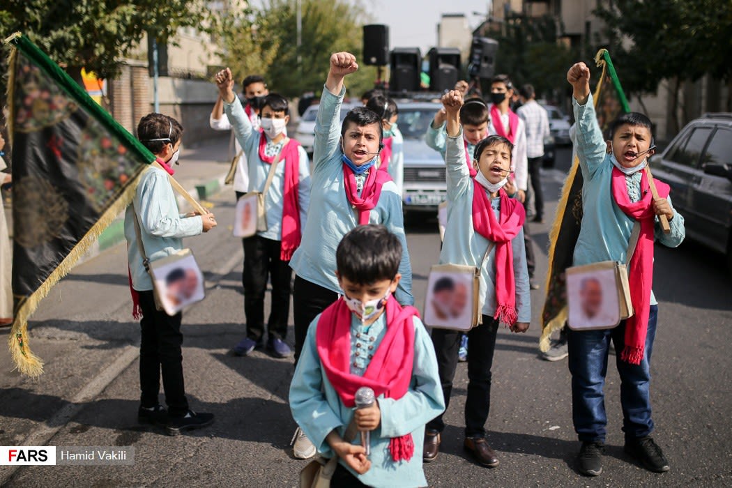 Iran hạ tuổi tuyển quân xuống 12 tuổi
