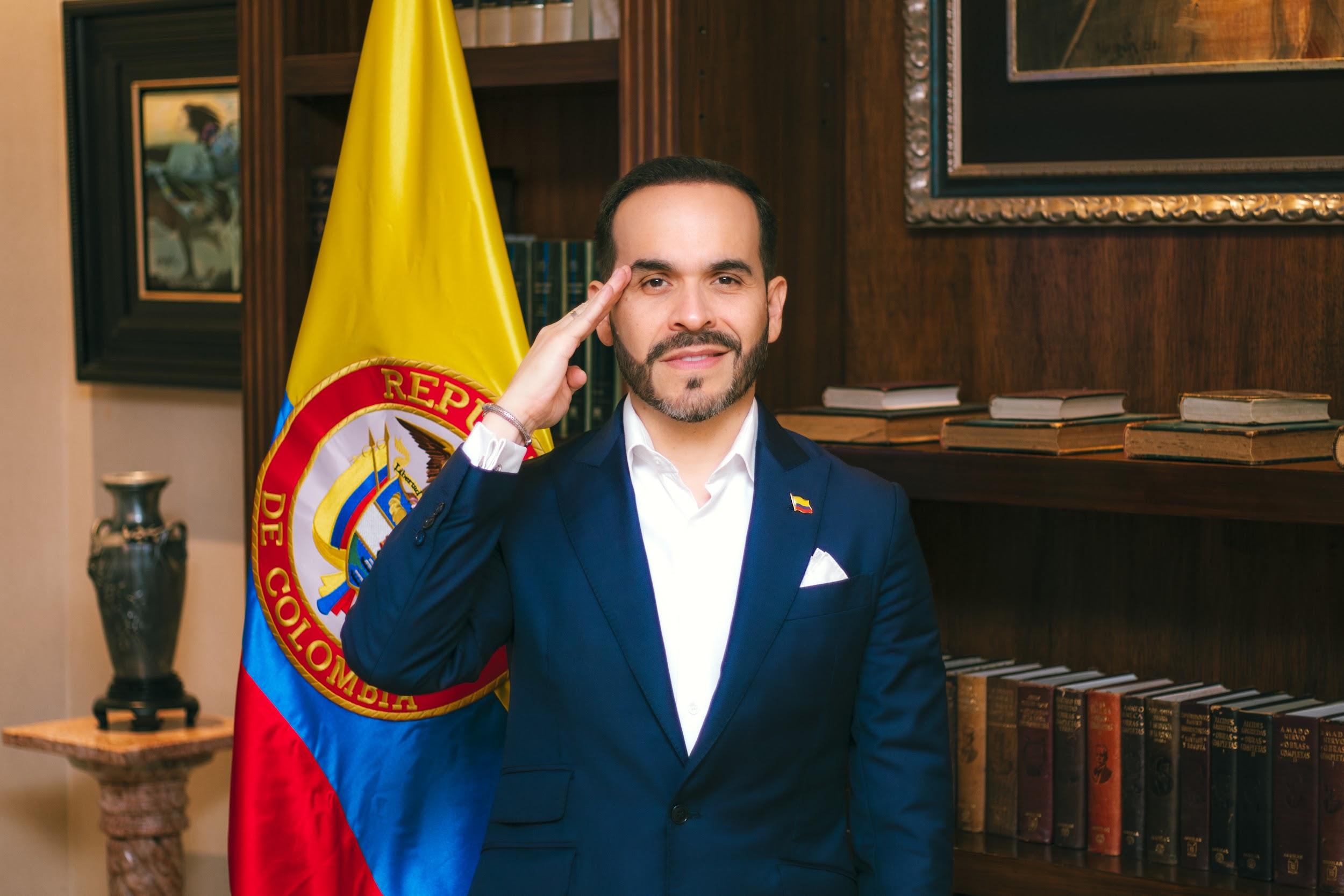 Tổng thống mới của Colombia, Abelardo de la Espriella quyết tâm đi theo con đường mạnh tay trấn áp tội phạm như El Salvador