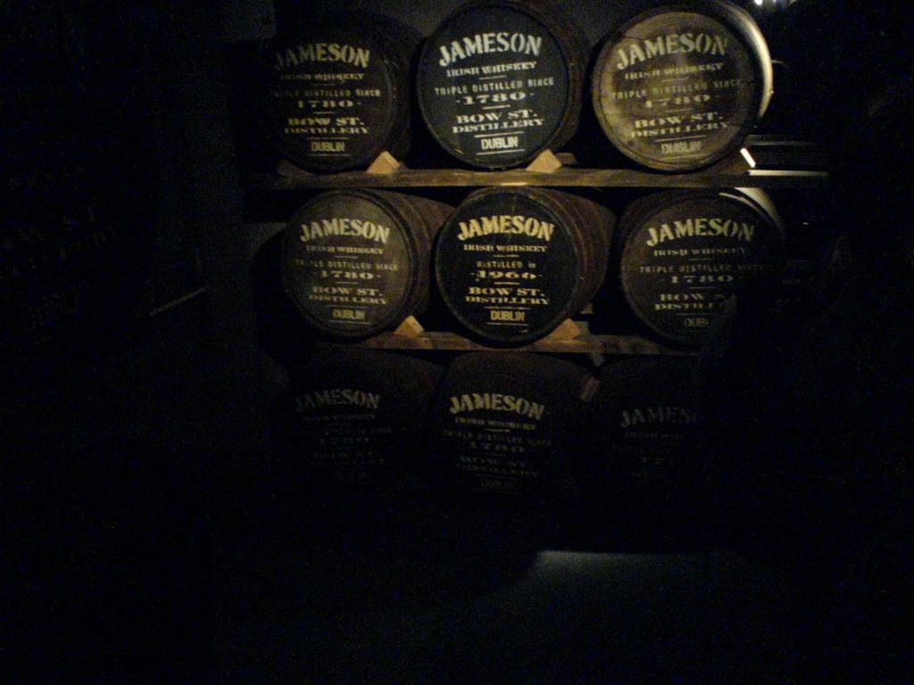 Dòng rượu whiskey Jameson nổi tiếng của Ireland | 📸 matt hutchinson / Flickr