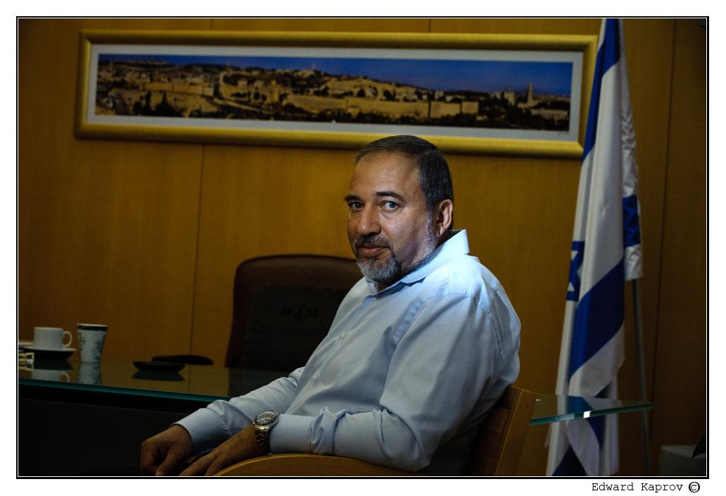 Chủ tịch Đảng Yisrael Beytenu (Israel là Nhà của chúng ta), cựu Bộ trưởng Quốc phòng Avigdor Liberman | 📸 Edward Kaprov photojournalist / Wikimedia Commons