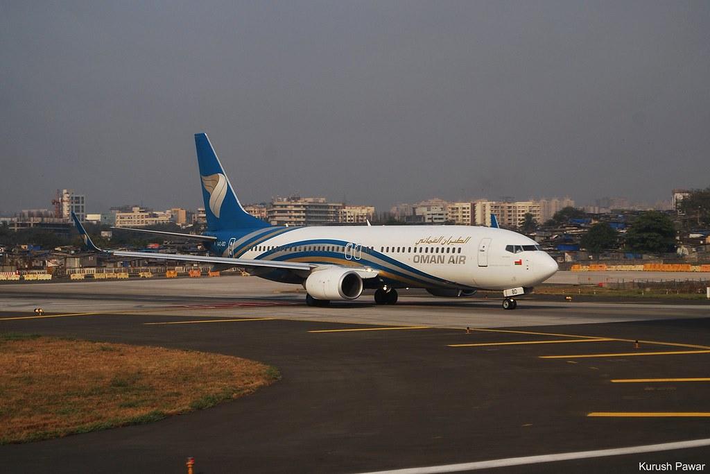 Hãng bay OmanAir từng cấm Hammami bay vì lo ngại quan điểm cực đoan | 📸 Kurush Pawar - DXB / Flickr