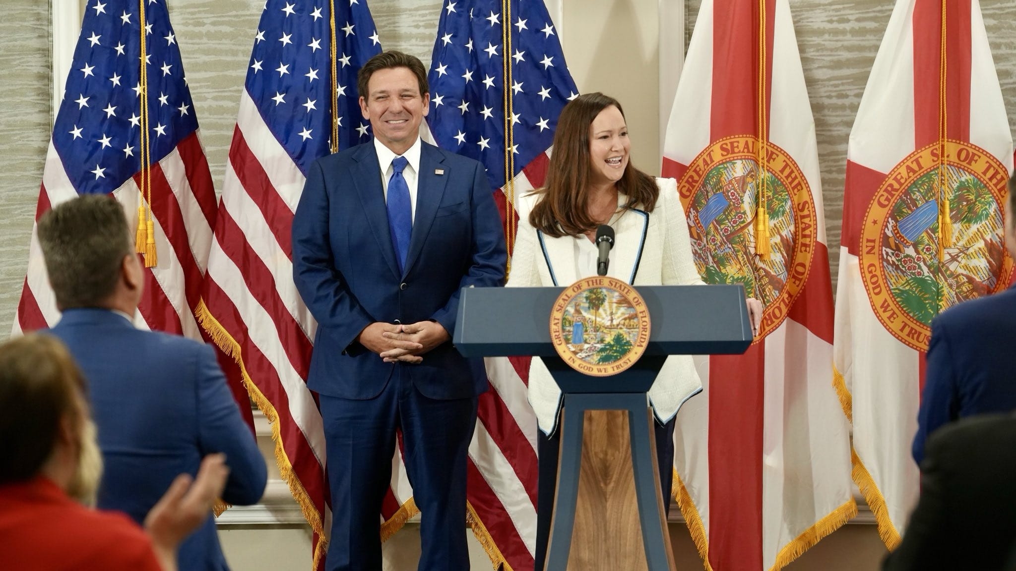 Thượng nghị sĩ Ashley Moody và Thống đốc Ron DeSantis