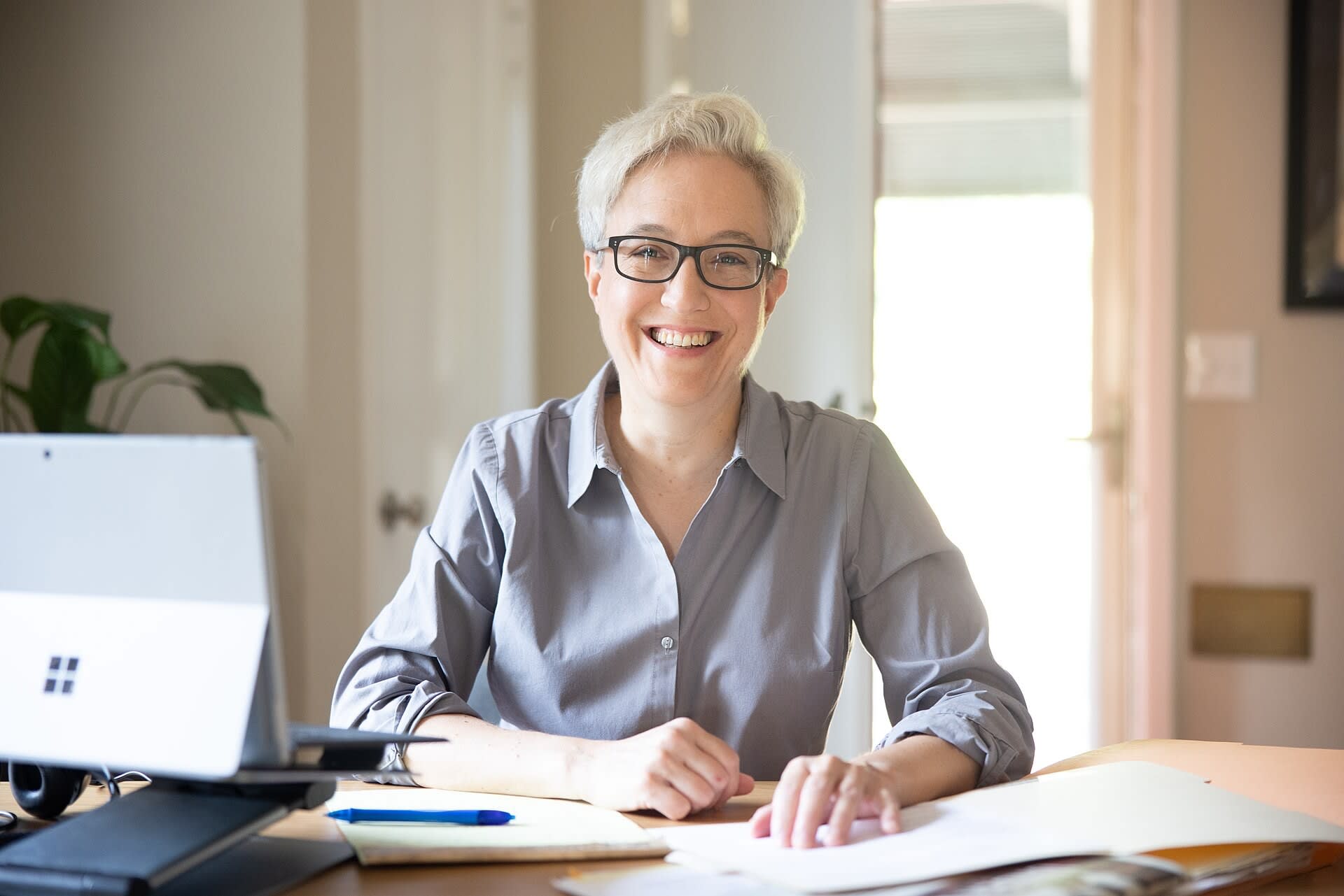 Thống đốc Oregon Tina Kotek