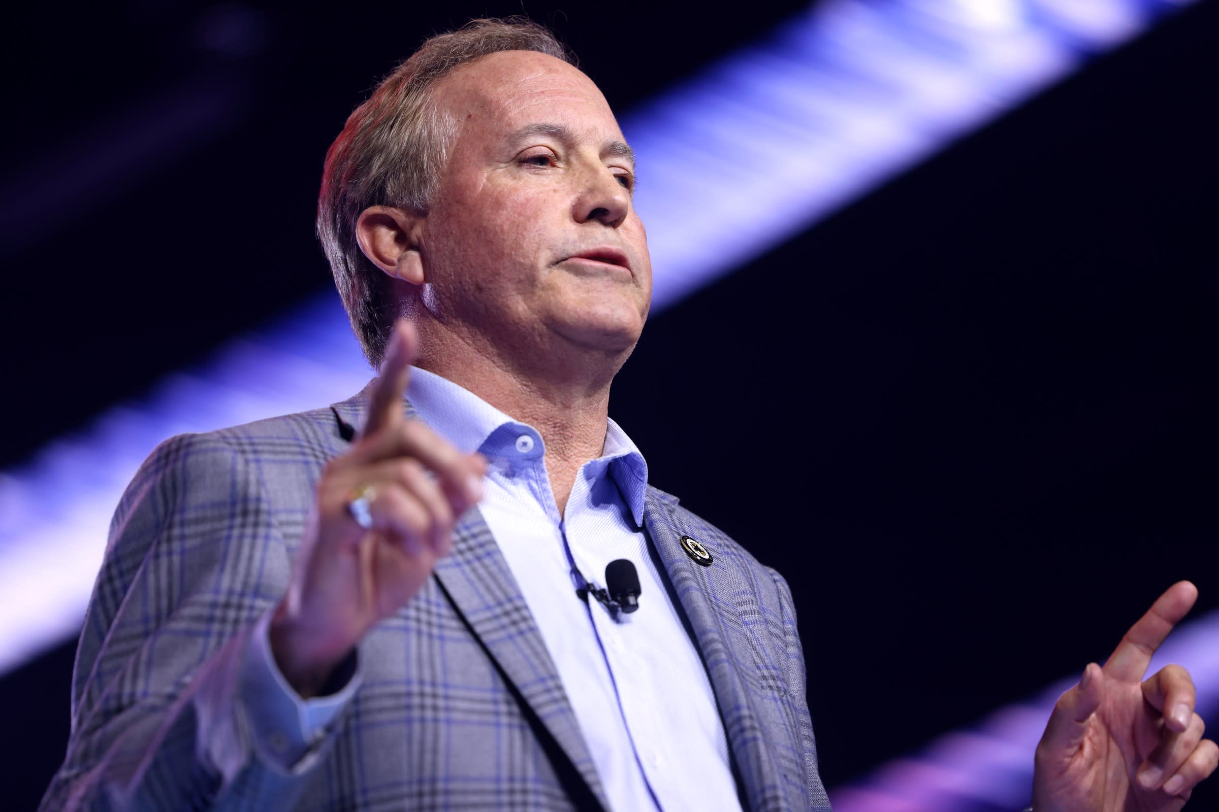 Tổng chưởng lý Texas Ken Paxton, ứng viên Cộng hòa tranh ghế Thượng viện Liên bang