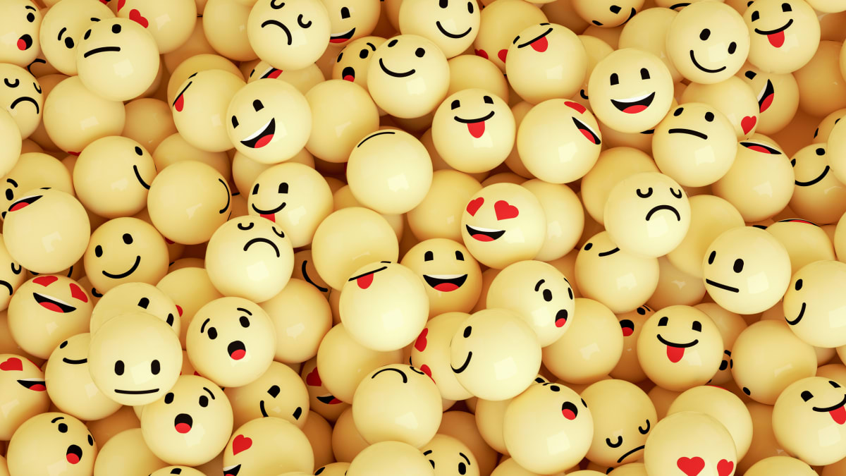 Yellow balls with a wide variety of expressions.