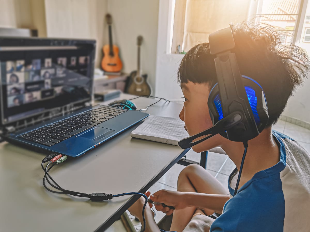 A child learning from home.