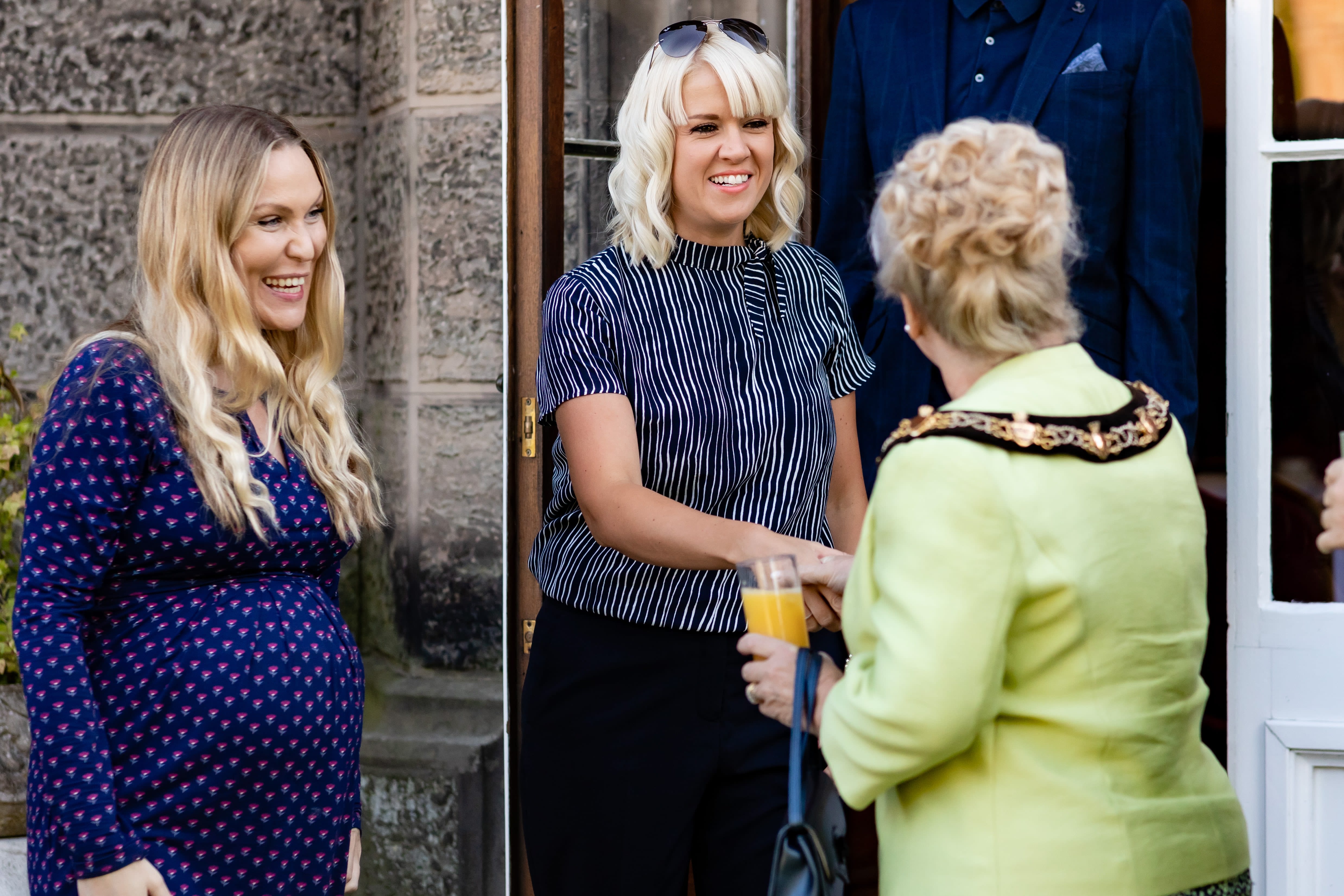 After the ceremony, everyone mingled in the gardens with tea and cake.