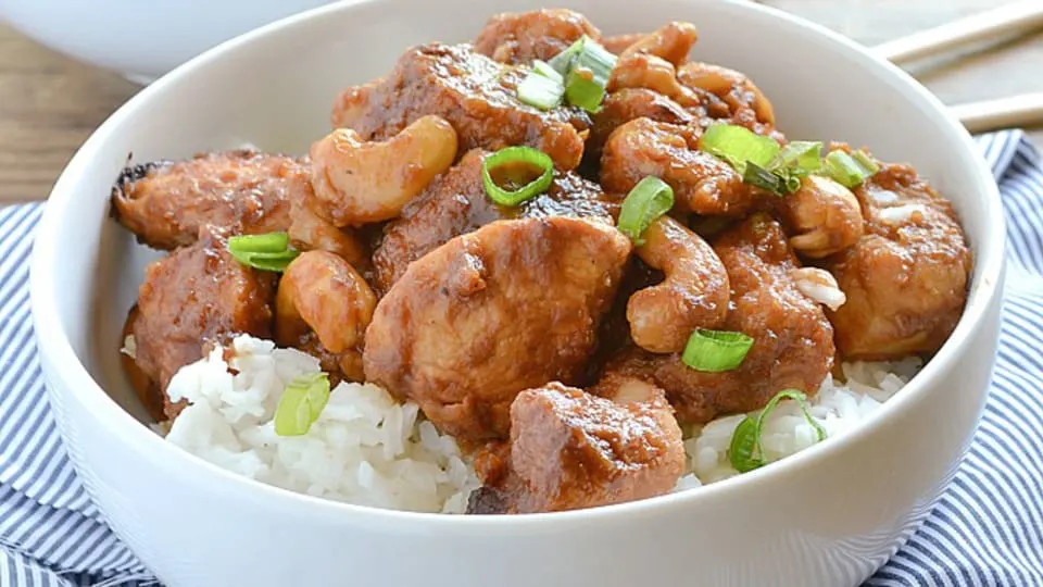Slow Cooker Cashew Chicken Recipe
