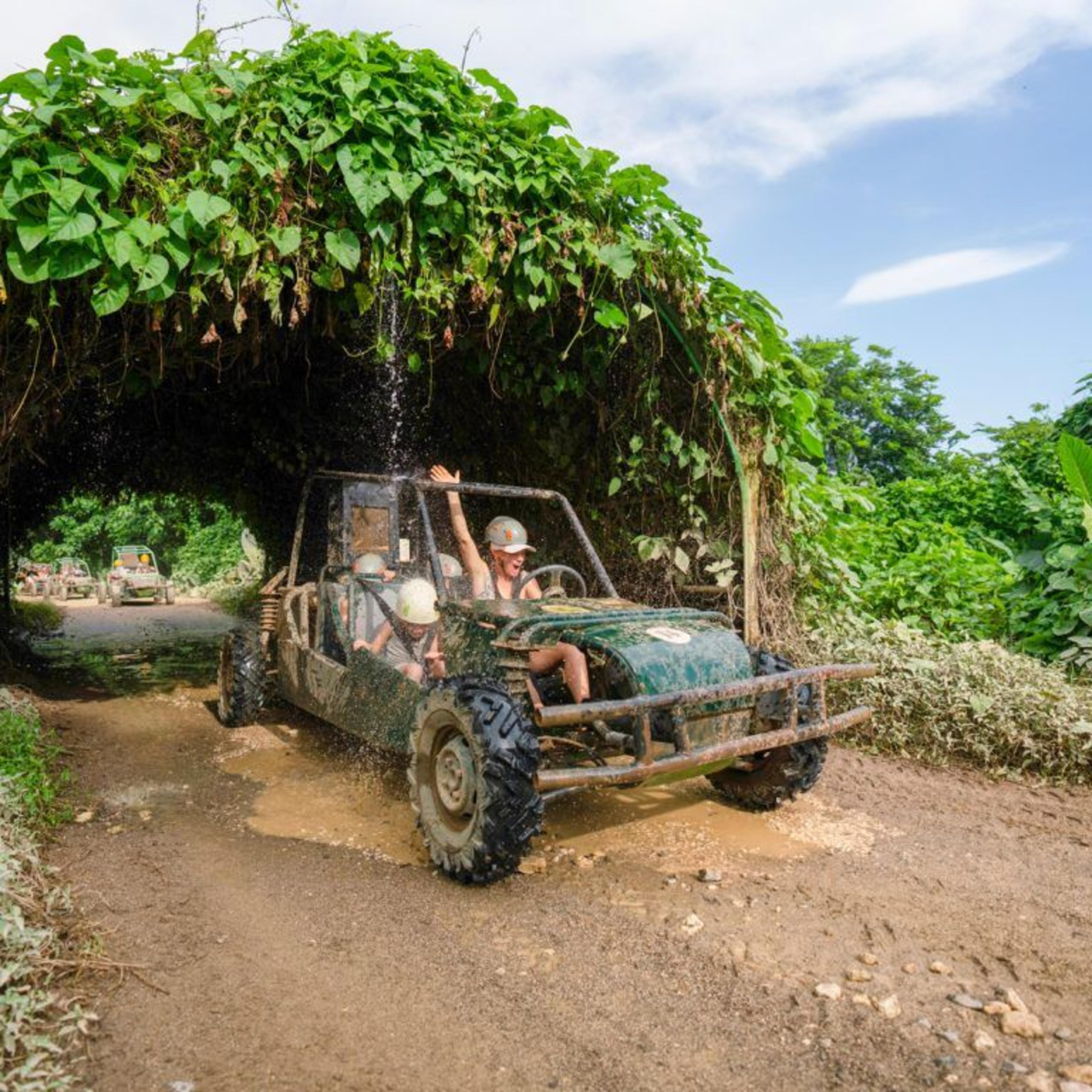 La Hacienda Park: 7 Emocionantes Aventuras  en Punta Cana — 1