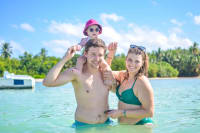 Private Family Catamaran: Snorkeling & Coastal Cruise — foto 2