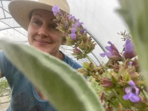 Potrait Minka mit Hut