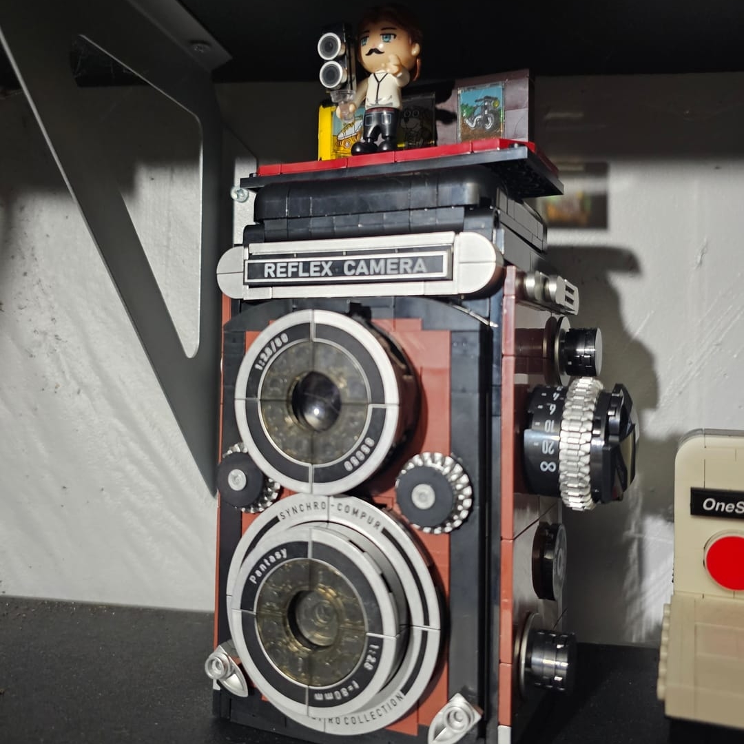 Retro Collection Twin Lens Reflex Camera Construction Set Photo by Chris ChrisImage