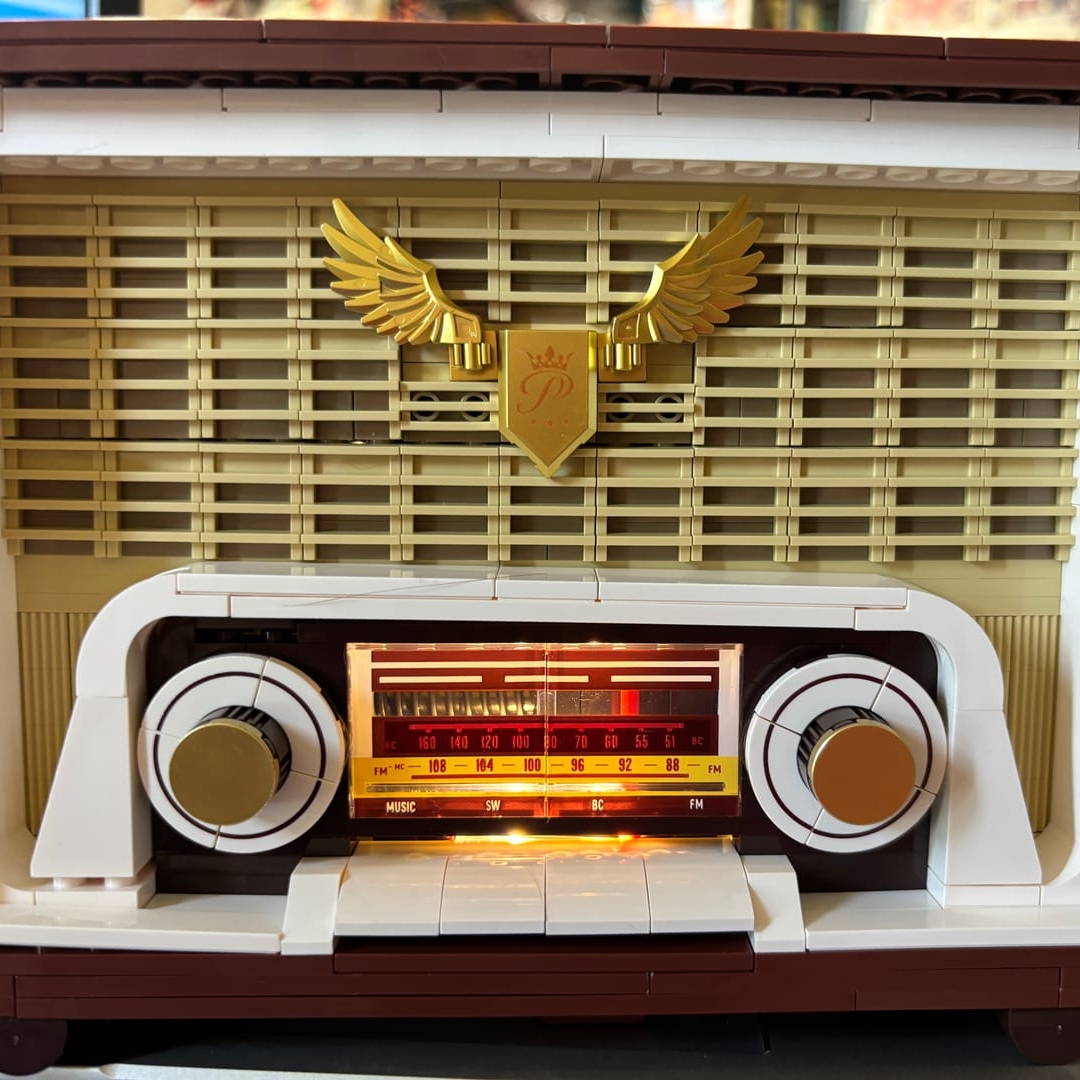 Retro Collection Wireless Radio Construction Set Photo by Tammy TammyImage