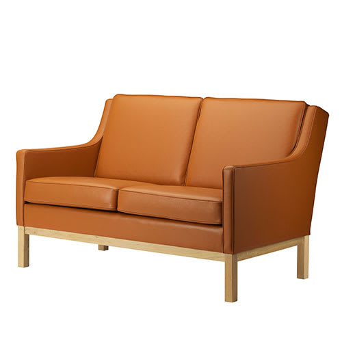 FDB Møbler, Erik Wørts 2 pers. sofa - L601-2 - Eg/cognacfarvet læder Billede af FDB Møbler, Erik Wørts 2 pers. sofa - L601-2 - Eg/cognacfarvet læder