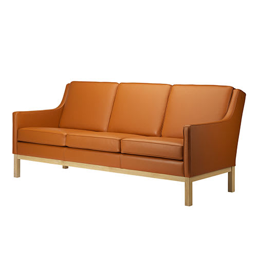 FDB Møbler, Erik Wørts 3 pers. sofa - L601-3 - Eg/cognacfarvet læder Billede af FDB Møbler, Erik Wørts 3 pers. sofa - L601-3 - Eg/cognacfarvet læder