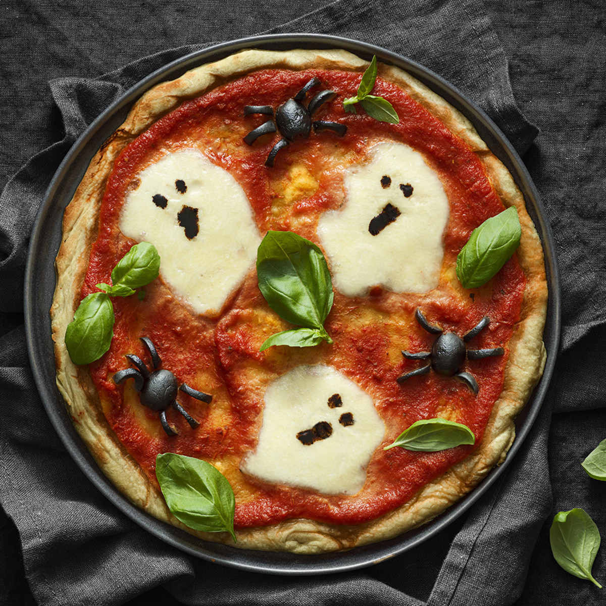 Halloween pizza