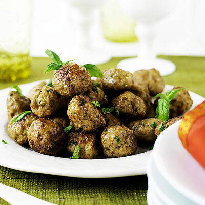 Kalvfärs- och myntaköttbullar