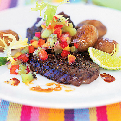 Peppargrillad rostbiff med fruktsalsa