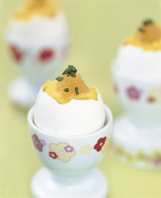 Tryffelspetsade ägg med garnering
