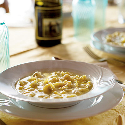 Tortellini al brodo