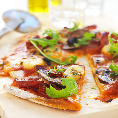 Pizza med prosciutto och potatis