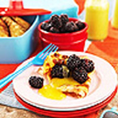 Pannkakor med lemoncurd och björnbär