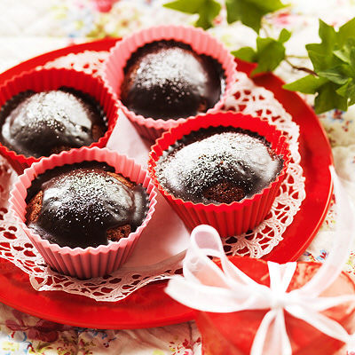 Heta chokladmuffins med mörk rom