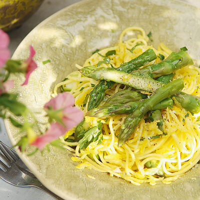 Citronpasta med sparris