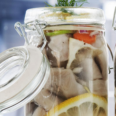 Citronsill med rödlök