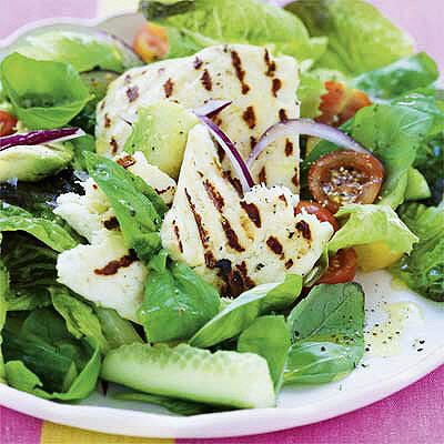 Grillad halloumi med sallad