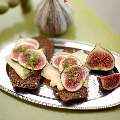 Fillimpa med fikon, gula russin och valnötter