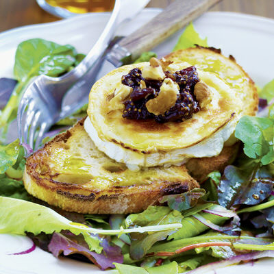 Chèvre chaud-toast med fikonchutney